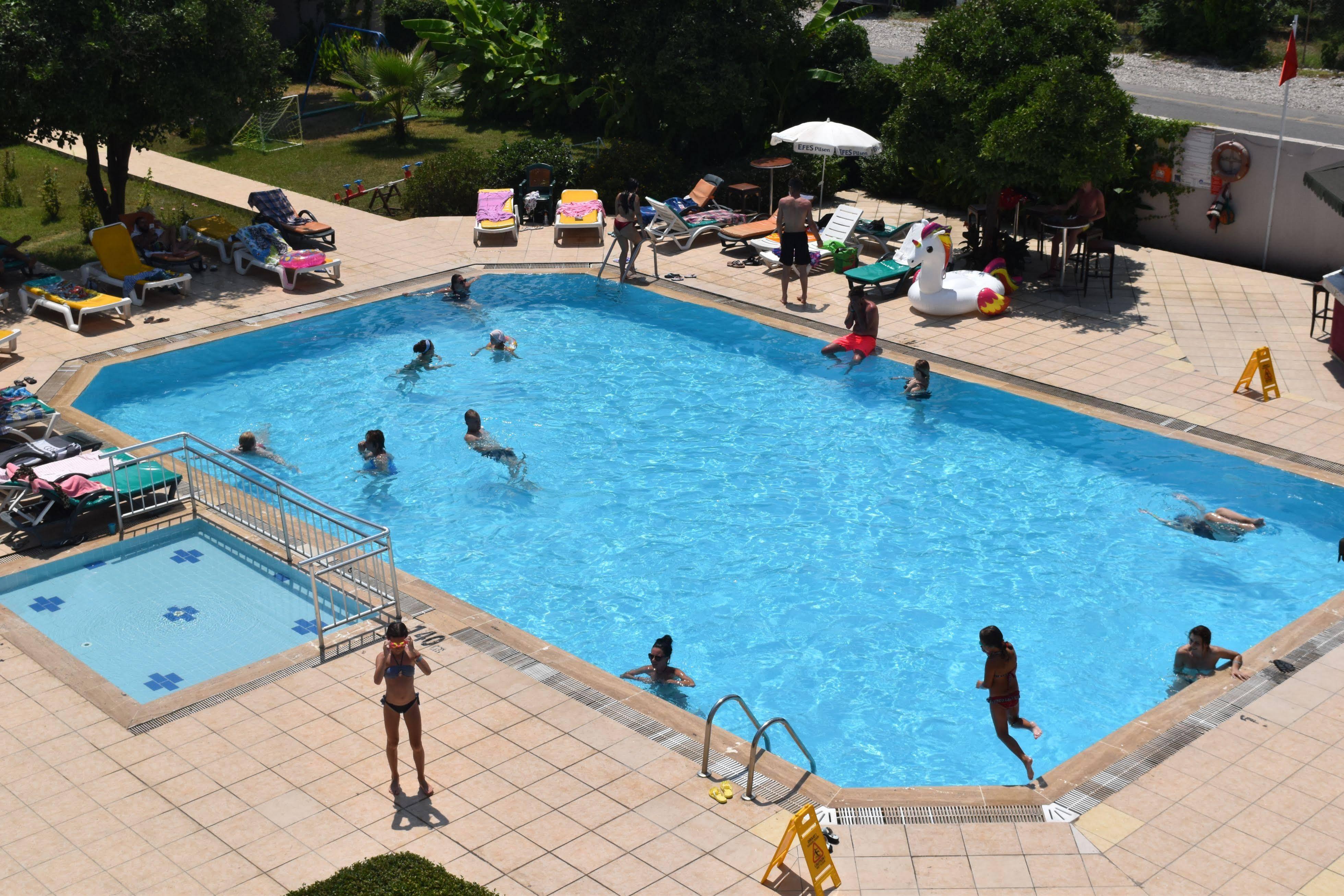 Ares Hotel Kemer Exteriér fotografie